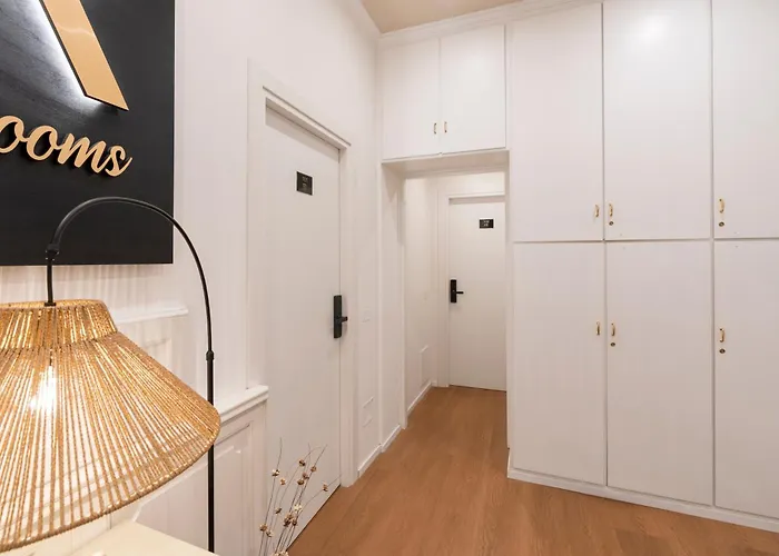 Rerent - 81 Manzoni 4* Rzym