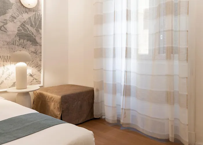 Rerent - 81 Manzoni 4* Rome
