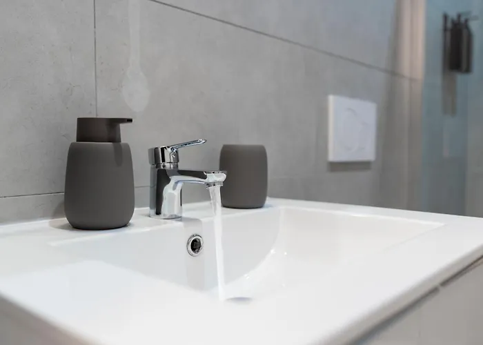 Guest house Rerent - 81 Manzoni 4*