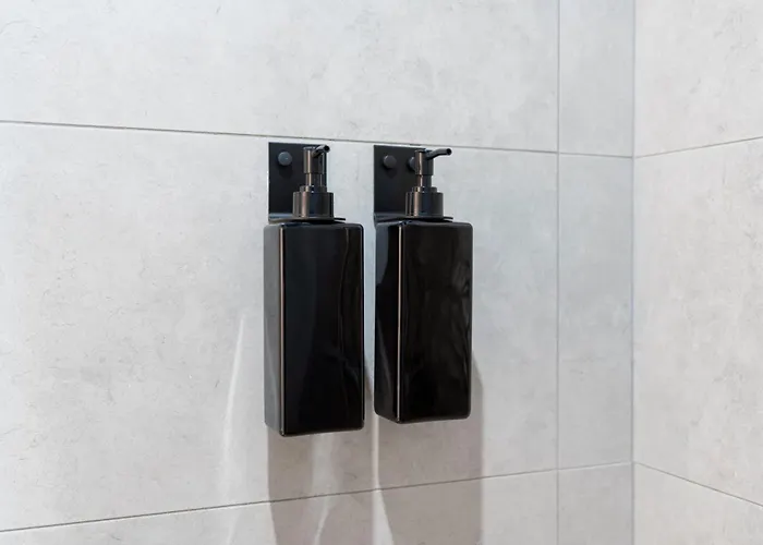 Rerent - 81 Manzoni 4*